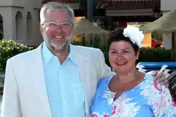 Phil and Debra Earl